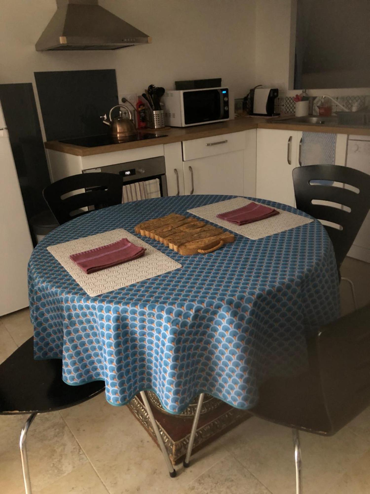 Logement Neuf Centre Du Village Aux Pieds Du Chateau Grimaud Esterno foto